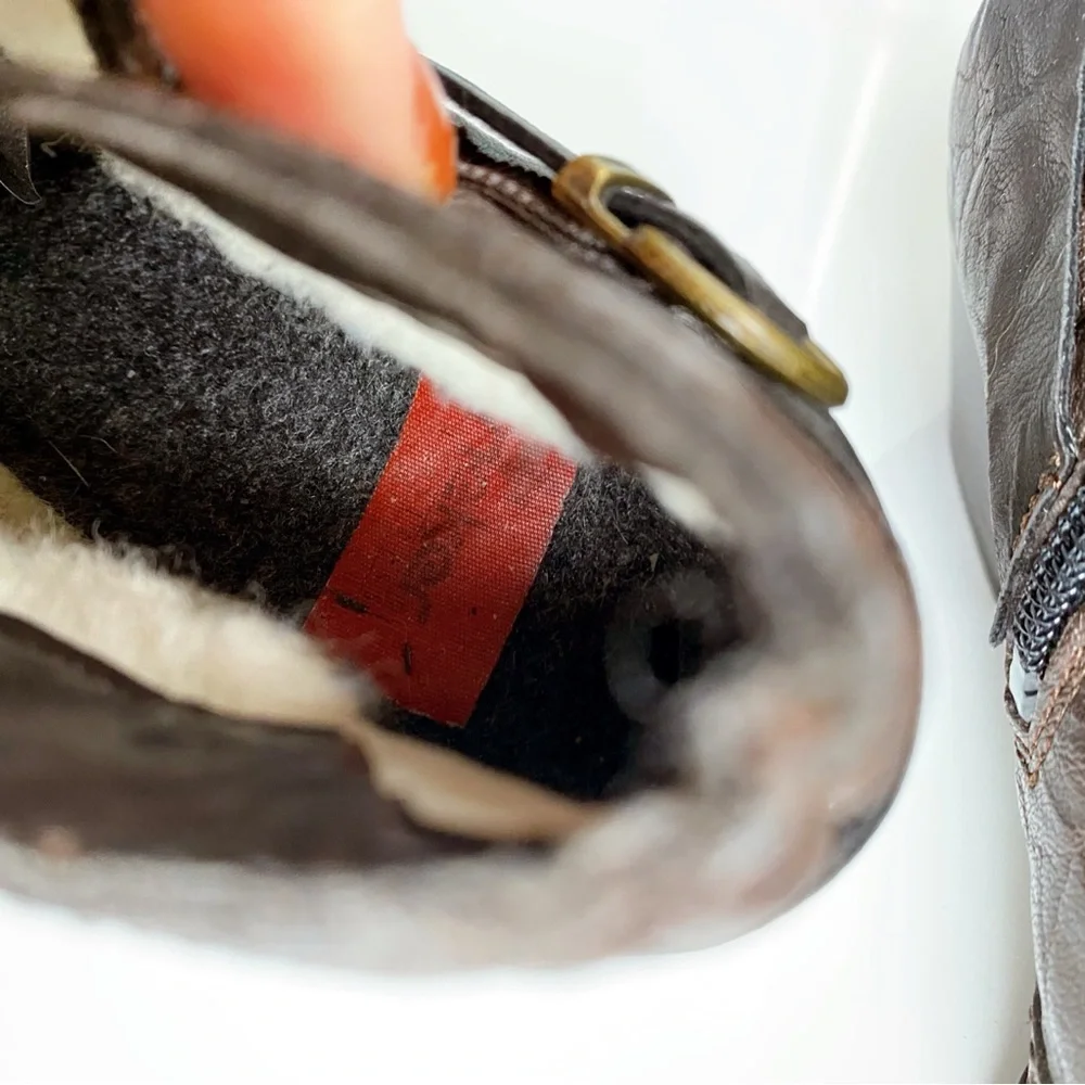 🍩 RIEKER DARK BROWN LEATHER SIDE BUCKLE CHUNKY HEEL BOOTIES! - Picture 12 of 15